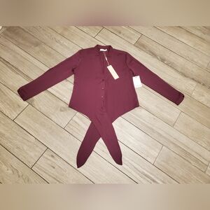 HALSTON Heritage 100% polyester dark magenta front tie shirttail blouse size 2